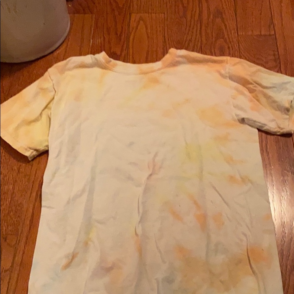 The dye tee shirt